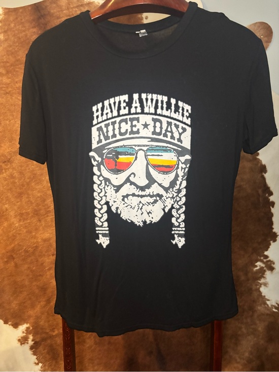 Tops - Black Graphic Tee - "Have A Willie Nice Day"